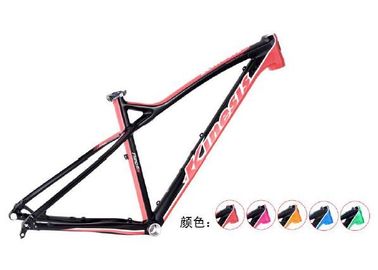 China XC kundenspezifischer Malerei-Entwurf Hardtail-Mountainbike-Rahmen-internes Kabel Rounting fournisseur